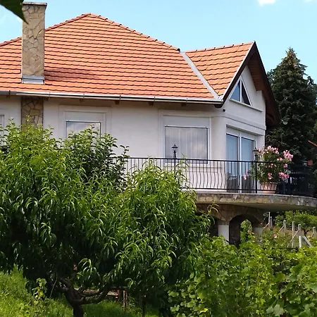 Harmónia Hébergement de vacances Vonyarcvashegy