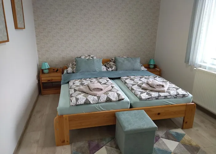 Harmonia Vendeghaz * פוניארצוושהג'