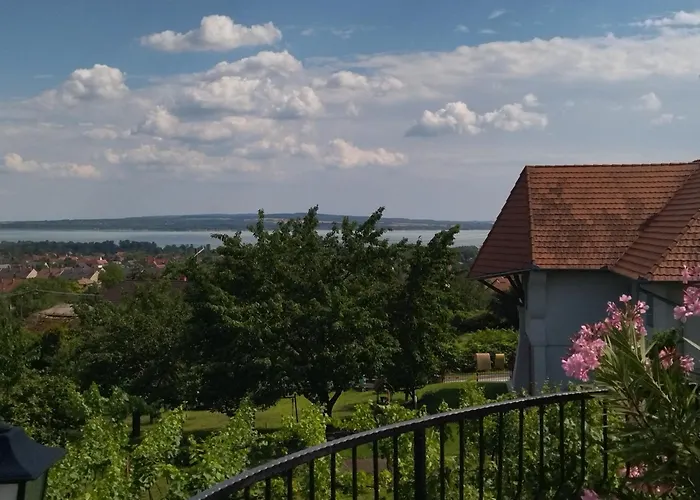 Harmonia Vendeghaz בית נופש