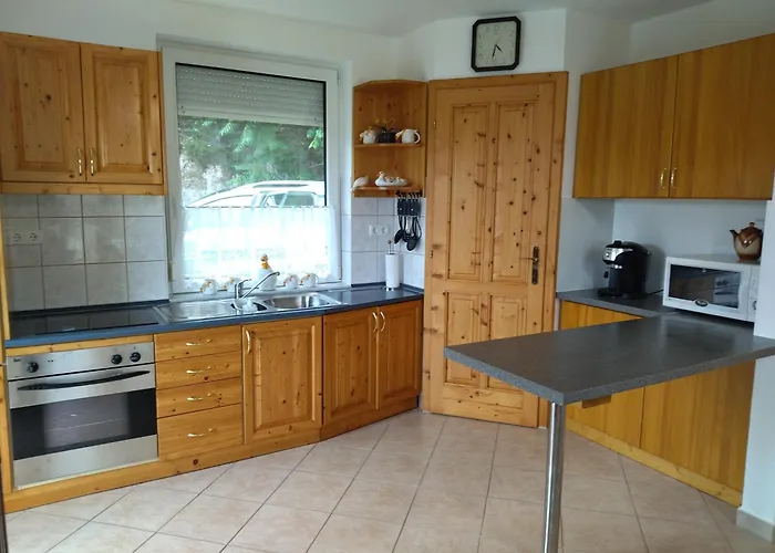 Harmonia Vendeghaz בית נופש פוניארצוושהג'